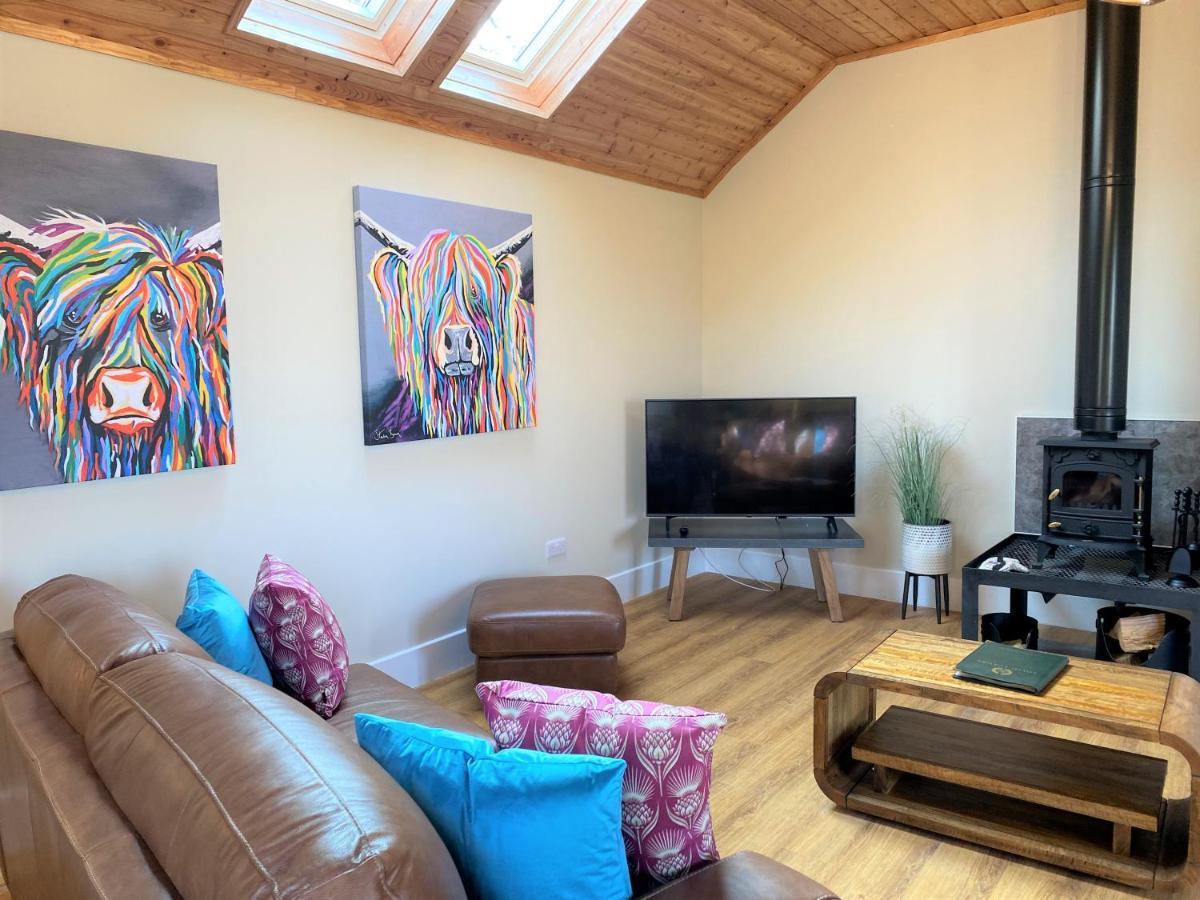 Partridge Lodge With Hot Tub Forgandenny エクステリア 写真